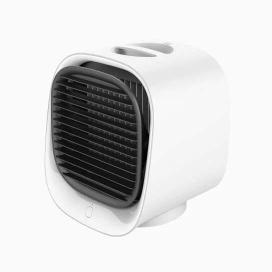 AiraBreeze on a desk