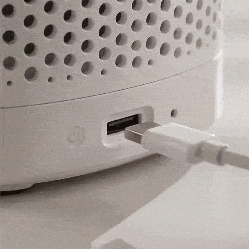 The USB-C power inlet on the Coolizi PureAir Pro